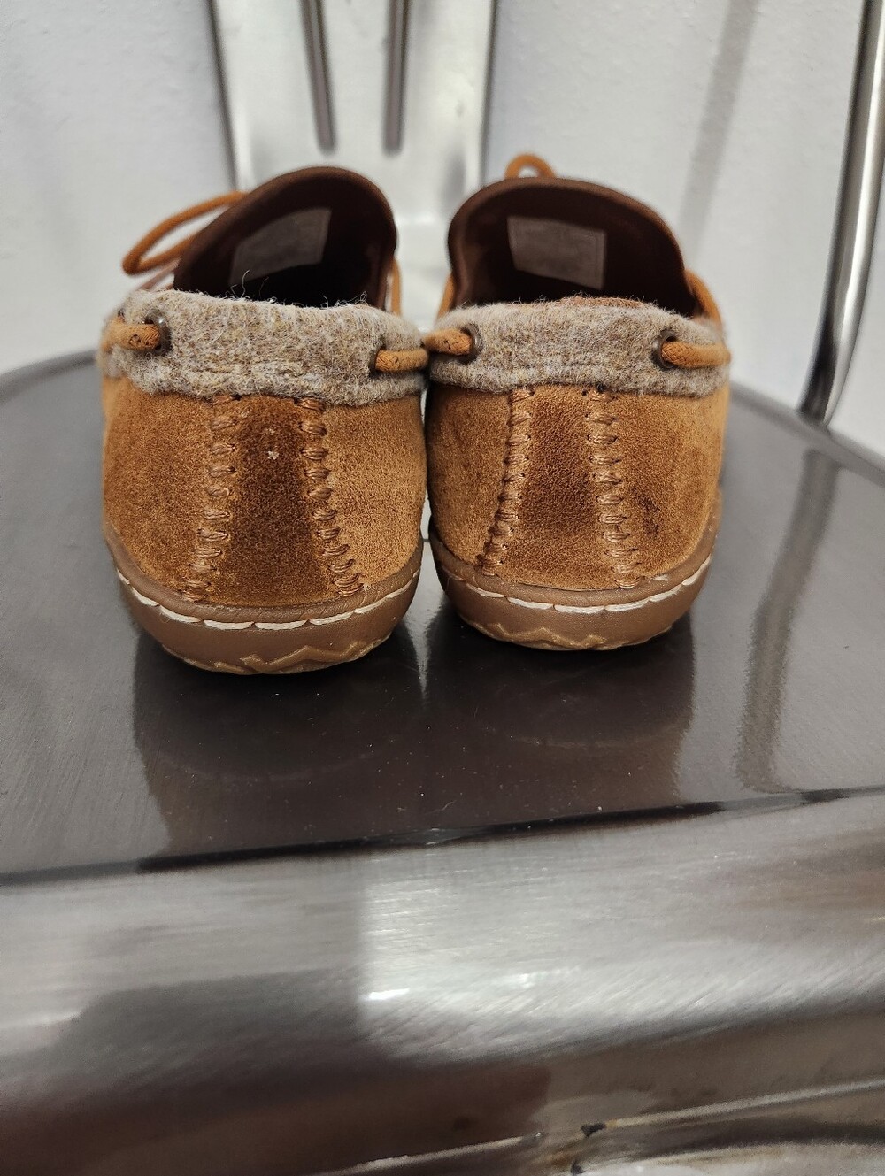 Women's 6.5 Patagonia Slip Ons Slippers Suede Moccasin Loafers - Picture 3 of 10